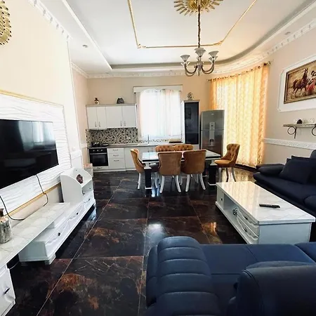 Villa Selcotis Golem (Tirana)